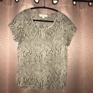 🎉Snakeskin Blouse